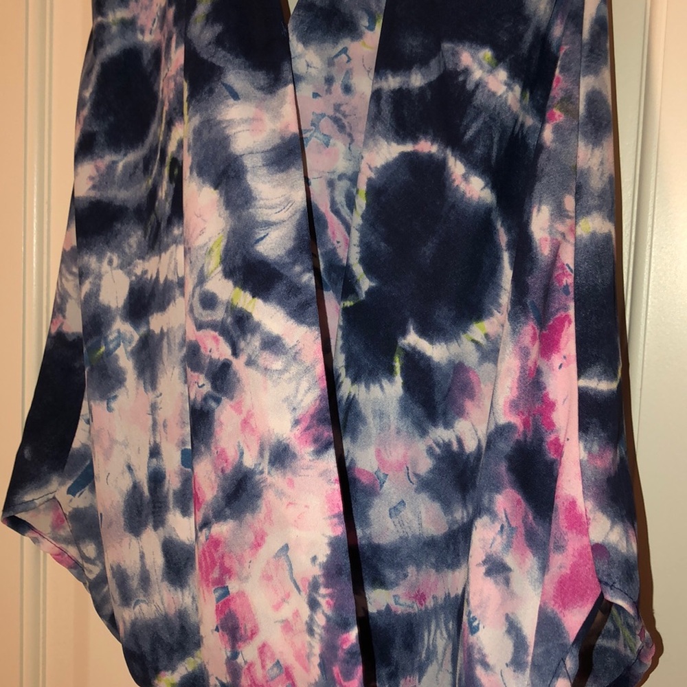 Tank top - Picture 2 of 3